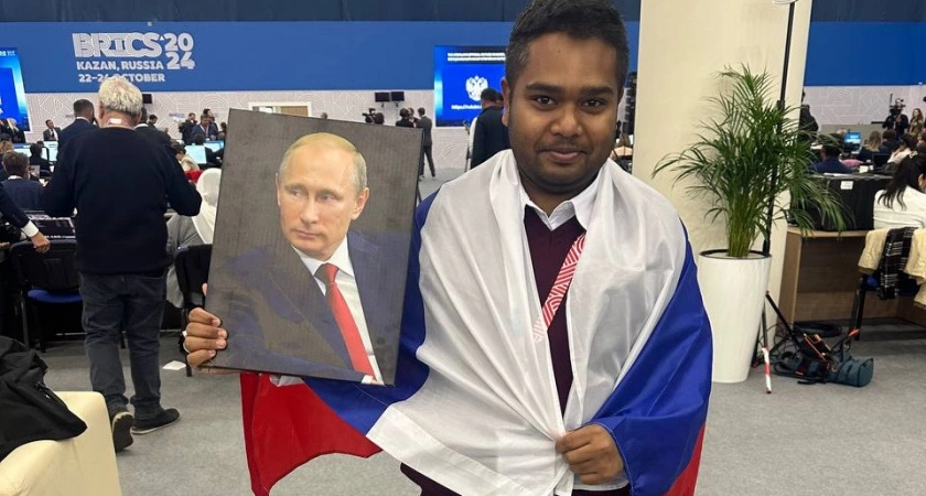 Фото к статье: Иностранец из Твери рассказал, что дарят блогерам на саммите БРИКС