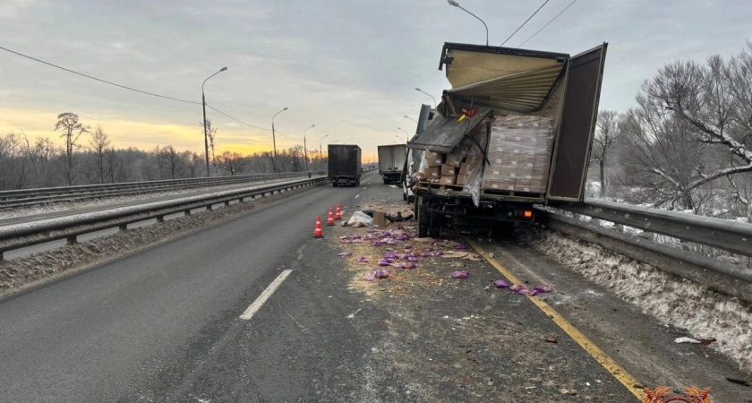Фото к статье: 19 декабря в Тверской области произошло два ДТП: один человек погиб, один получил травмы