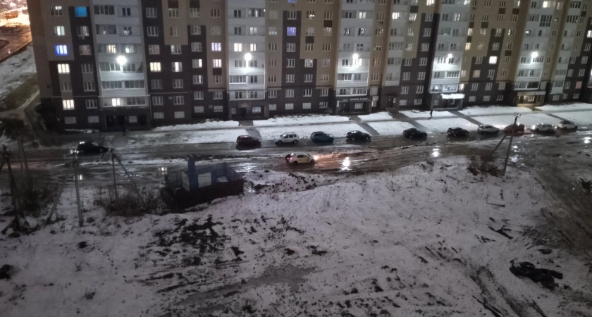 Фото к статье: В Твери водителей предупредили о проблемах на грунтовке между улицей Псковской и бульваром Гусева