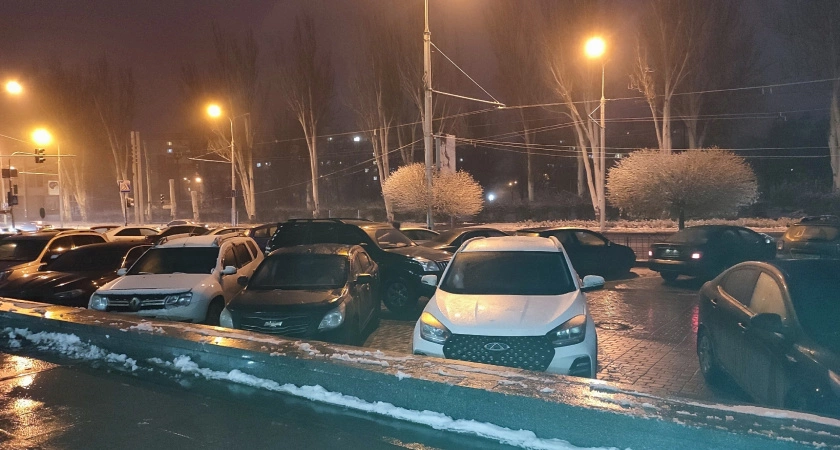 Фото к статье: С 13 января начнут лишать прав за эти наклейки на авто: водителей ждёт неприятный сюрприз