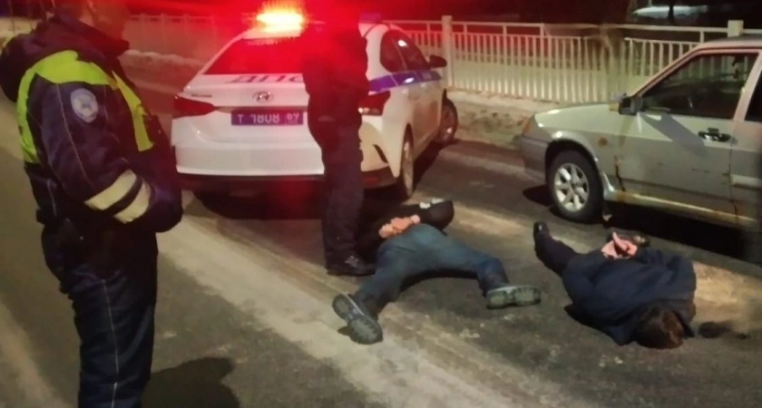 Фото к статье: В Тверской области задержали межэтническую банду, нападавшую на фуры