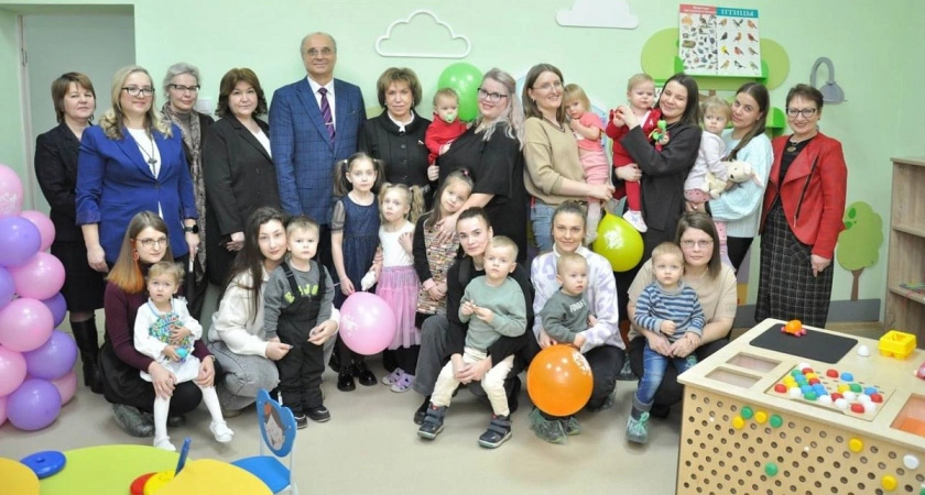 Фото к статье: В ТвГУ создали условия для студентов-родителей: открылись детская комната и группы временного пребывания