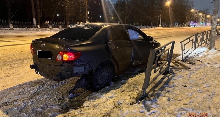 Аварийность за 22 января: два ДТП и пять пострадавших в Тверской области