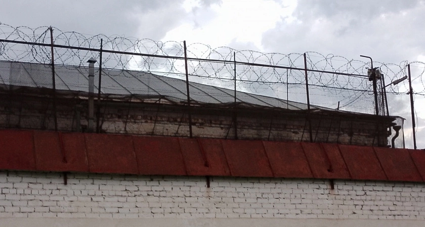 Фото к статье: В Твери пенсионера приговорили к восьми годам за жестокое убийство соседа