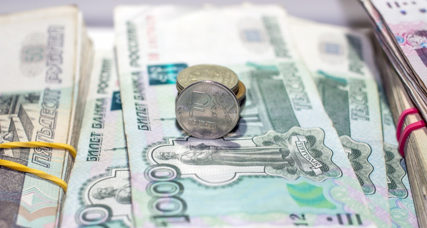 Кто получает 500 тысяч в месяц?