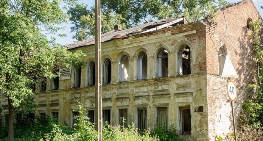 В Вышнем Волочке снесли исторический дом XIX века