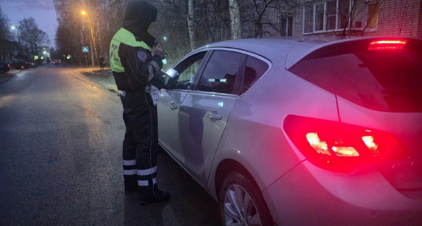 Фото к статье: Для водителей Тверской области стал доступен необычный чат: загляните в "Госуслуги"