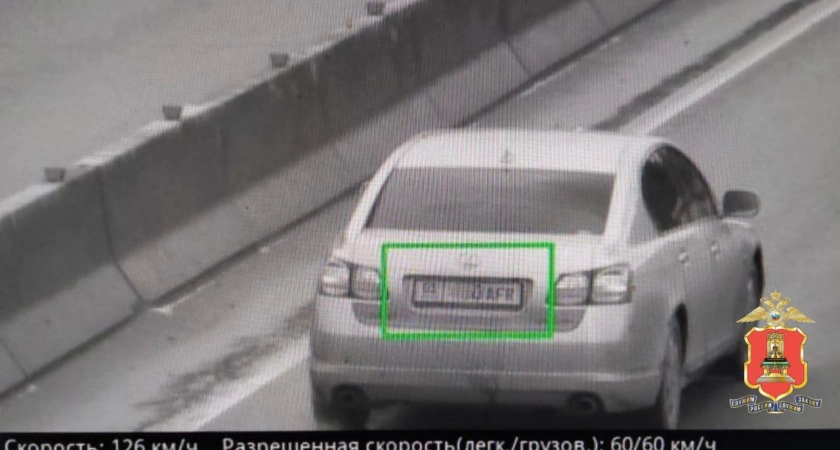 Фото к статье: В Твери объяснили, как автомобили с иностранными номерами попадают в поле зрения ГИБДД