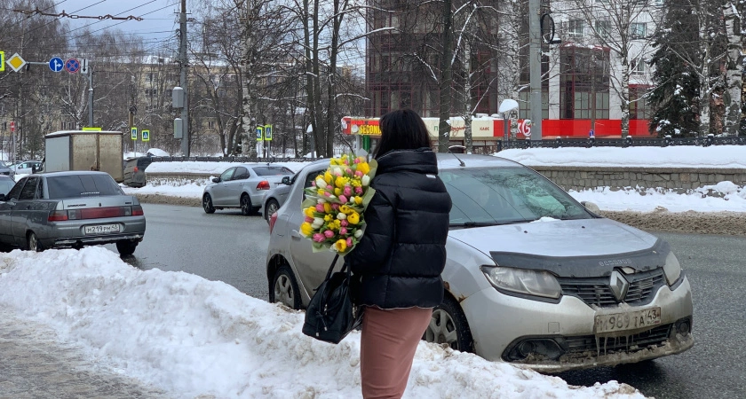Фото к статье: Полная отмена 8 Марта и долгожданные длинные каникулы: появились новые правки в трудовом календаре на 2025 год