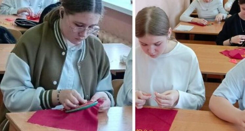Фото к статье: Вышний Волочек “шьет” историю: уникальное “Полотно Памяти” тронуло сердца жителей