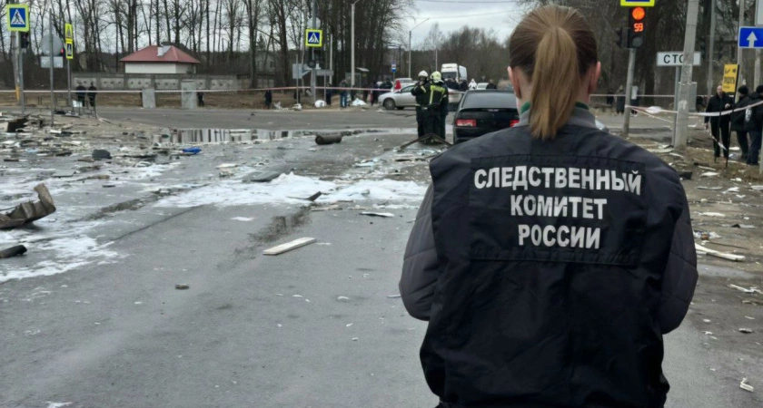 Фото к статье: В Тверской области газовый баллон разнес автомобиль: есть погибший