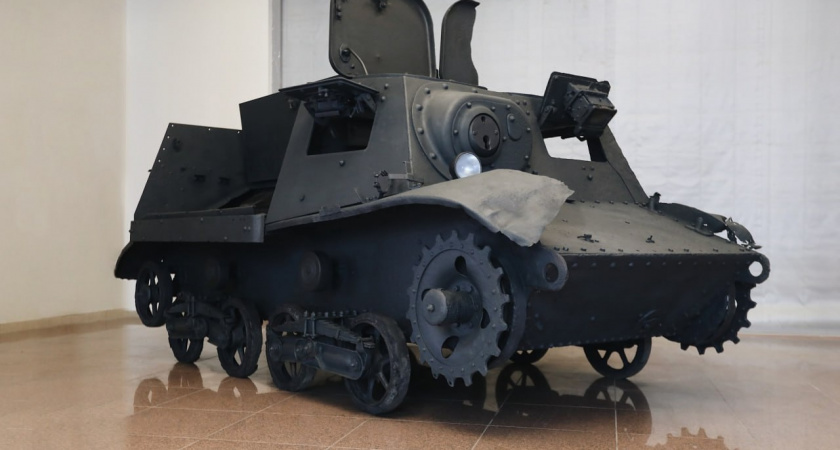 В Музей военной техники передали обнаруженный при строительстве моста М-11 под Тверью советский тягач Т-20 «Комсомолец»