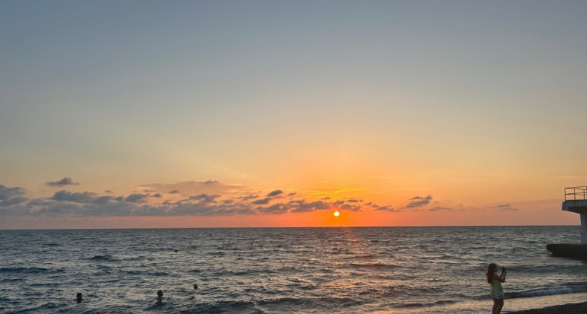 Осторожно, чача: 3 уловки, как туристам навязывают палёные напитки на Чёрном море