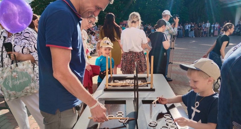 Финал лета в Верхневолжье: пироги, вертолеты, джаз и семейные встречи