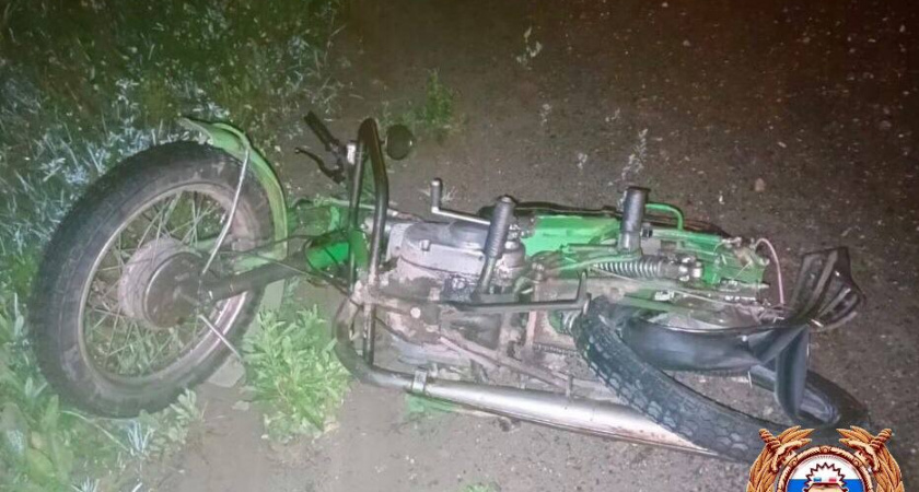 Под Рамешками автомобиль столкнулся с мотоциклом без фар: погиб подросток