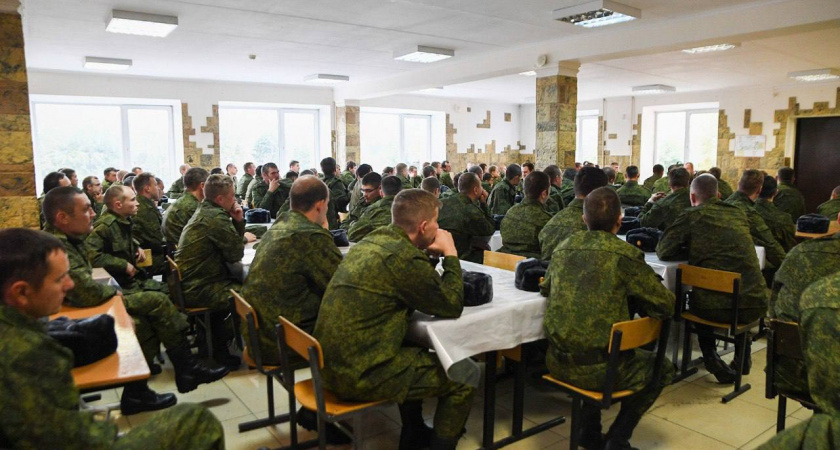 Глава думского комитета по обороне: уведомления о воинском учете на «Госуслугах» — это не мобилизация и не призыв