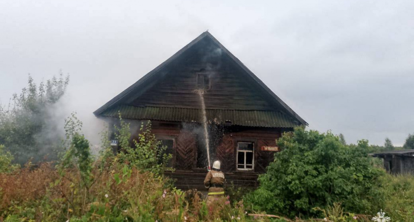 Курильщик из Фирово едва не спалил свой дом