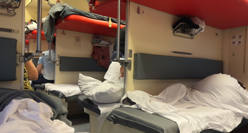 Как выбрать лучшее место в поезде и почему боковушка у туалета может быть лучше купе?