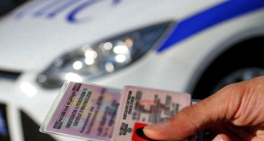 Жительница Тверской области предстанет перед судом за подделку водительских прав