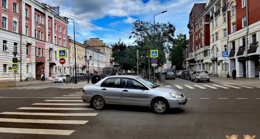 Ослепленный солнцем водитель сбил пенсионерку на «зебре» в Твери