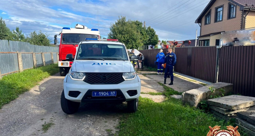 Двухлетний ребенок погиб под колесами Hyundai в Калининском округе