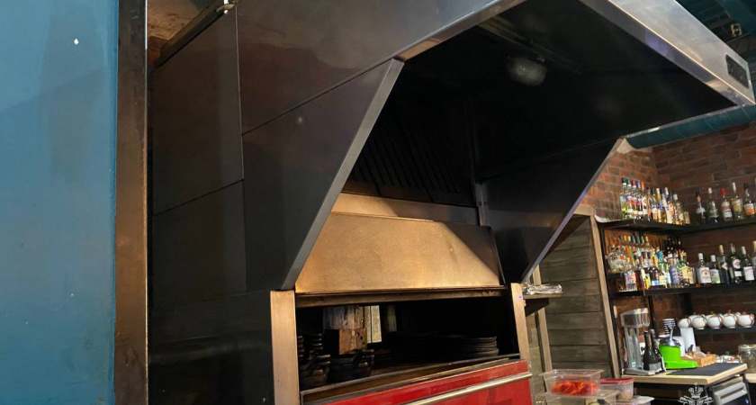Причиной задымления в кафе Твери стали отложения жира в вентиляции
