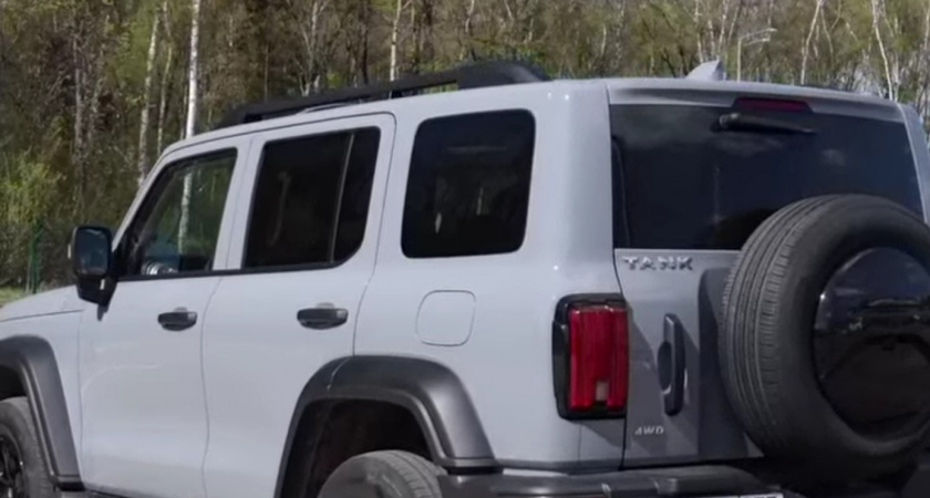 Рассказали сказку, что Танк 300 идет по грязи, как УАЗ - поверил и купил: владелец честно рассказал, что из этого получилось 