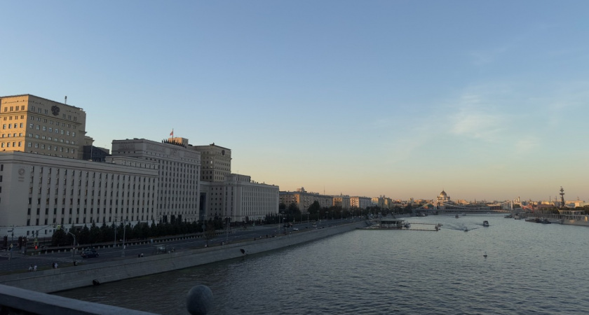 Бабьему лету быть: синоптики рассказали, какая погода ждет россиян на выходных