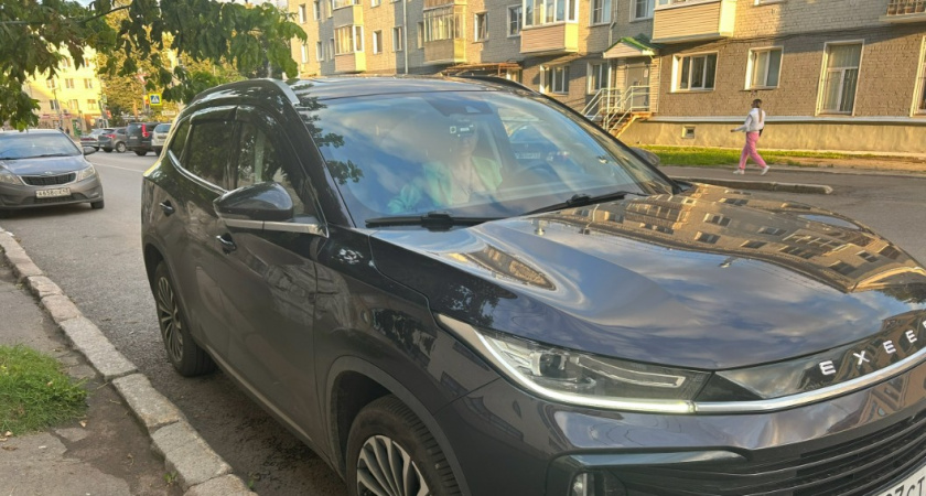 Пробега 0, а проблем не меньше, чем у авто 10 лет: почему рынки заполонили подержанные "нулевые китайцы"