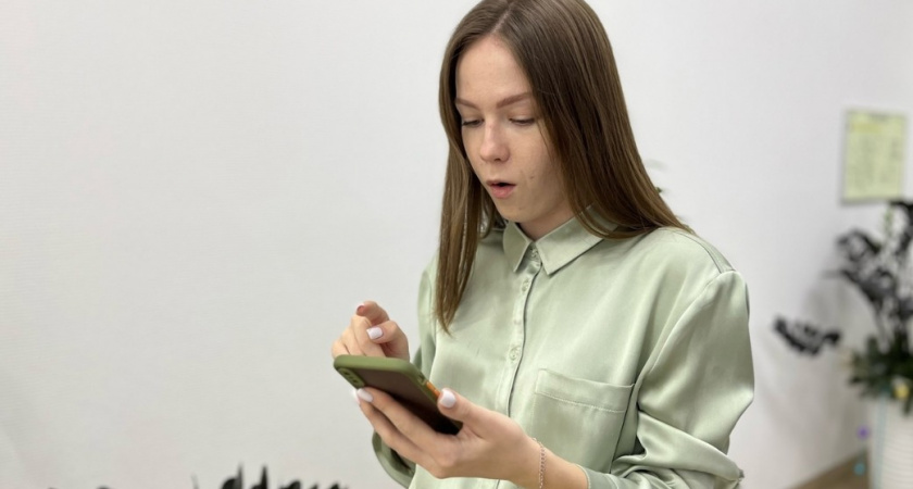 Можно ли оставлять блок зарядки в розетке - эксперты поставили жирную точку