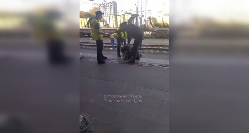В Твери задержали экстремала, катавшегося между вагонами скоростного поезда