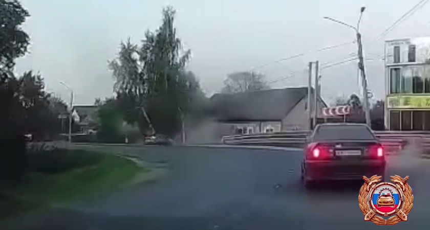 Авария в Конаково унесла жизнь водителя: Hyundai Creta врезался в фонарный столб (ВИДЕО)