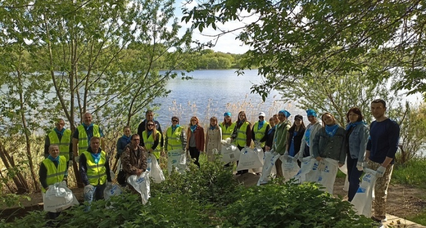 «Фотоотчеты для прессы, а через сутки — опять свалка»: почему субботники не спасают волжские берега