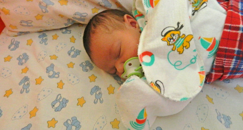 Размер детских пособий увеличится в России с 2026 года