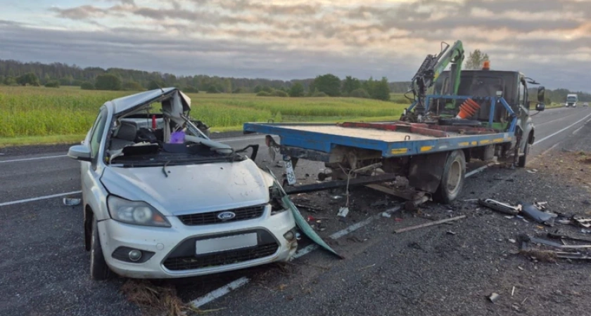 28-летний житель Тверской области погиб в ДТП под Псковом