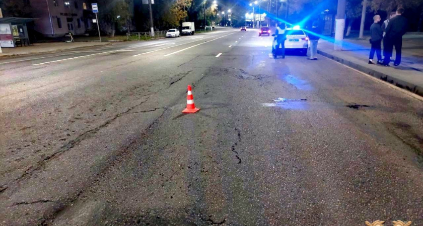 Выехали на красный: двое подростков на электросамокате госпитализированы после ДТП в Твери