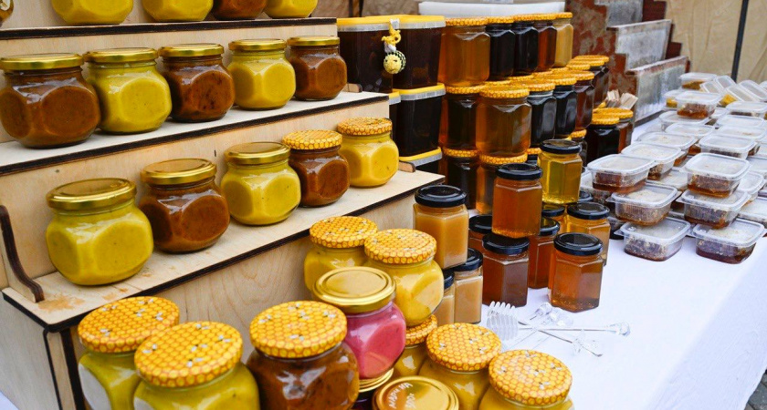 Фермеры из четырех областей РФ представили свою продукцию на тверской сельскохозяйственной ярмарке