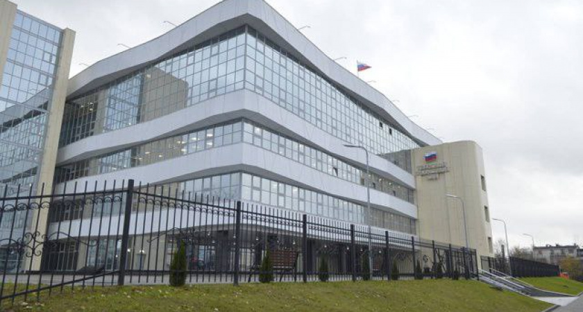 Семь лет колонии за коррупцию: суд вынес приговор директору студенческого городка в Тверской области