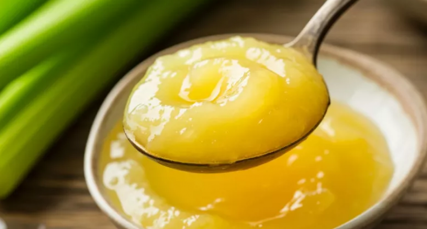 1 чайная ложка каждый день поможет сохранить ясный ум и острую память: простой метод академика Микулина, если вам 45-70 лет 