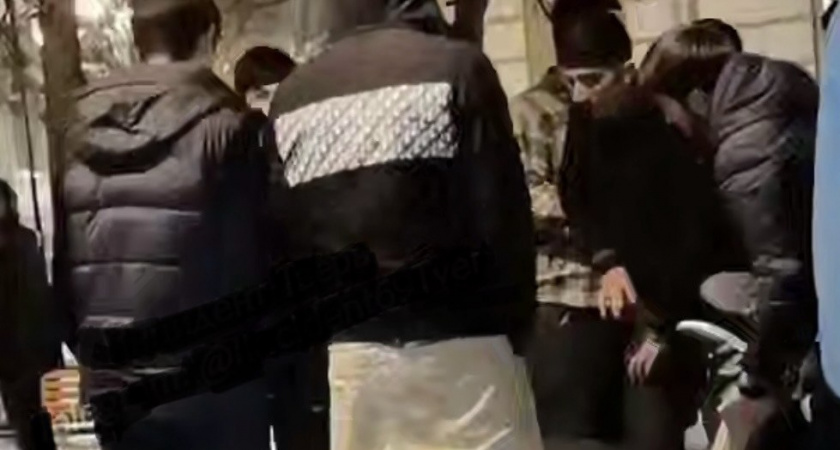 В УМВД по Тверской области изучают обстоятельства конфликта на улице Трехсвятской