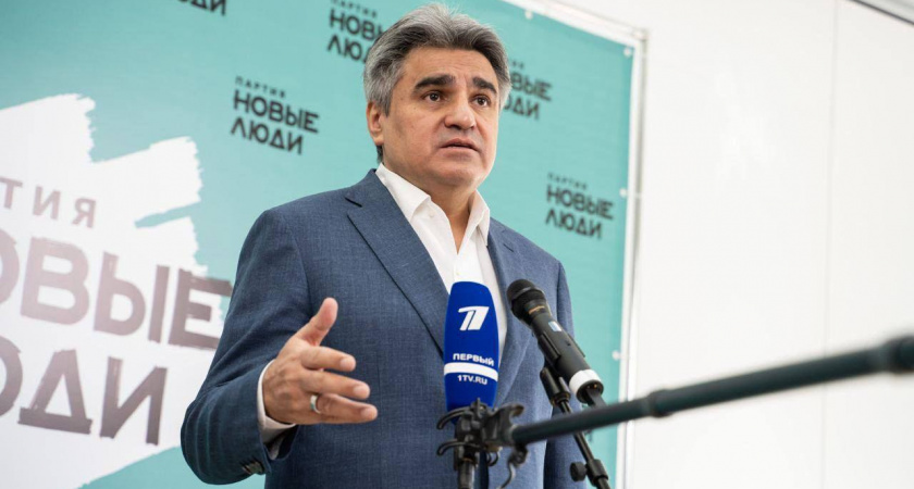 Лидер партии «Новые люди» призвал Госдуму отказаться от новых налогов и блокировок соцсетей