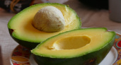 Авокадо не ем, но покупаю ради косточки - ценный продукт: вот как использую дома