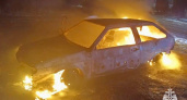 В Кимрском районе Тверской области ночью сгорел автомобиль ВАЗ-2108