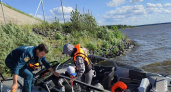 Троих людей спасли из застрявшей на мели лодки в Конаковском округе