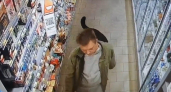 В Твери мужчина украл из магазина продукты и средства гигиены на 6 тысяч рублей