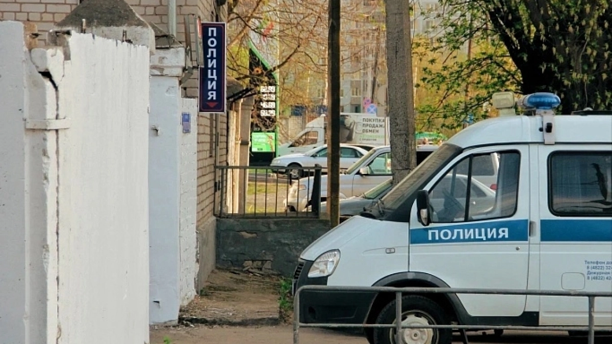 Пьяная ссора сожителей в Западной Двине закончилась угрозой расправы