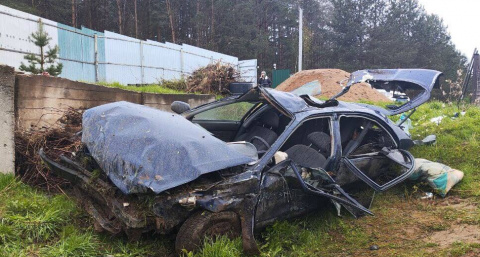 В Зубцовском округе в аварии погиб водитель, трое пассажиров получили травмы